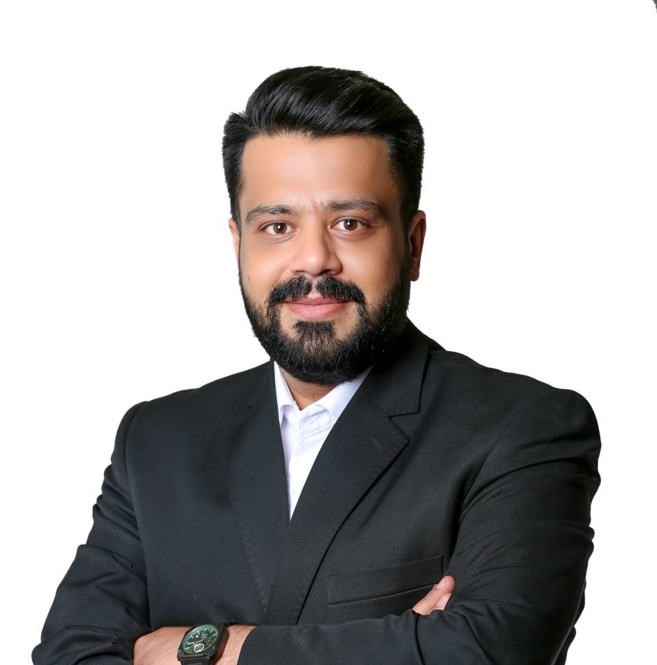 علیرضا کریمی